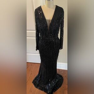 Luxury Black Gown Size 6